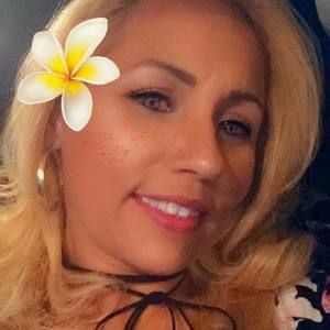 Meet your Posher, Mayra